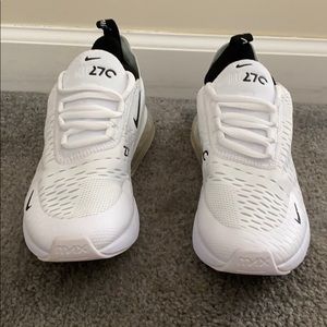 White nike air max 270